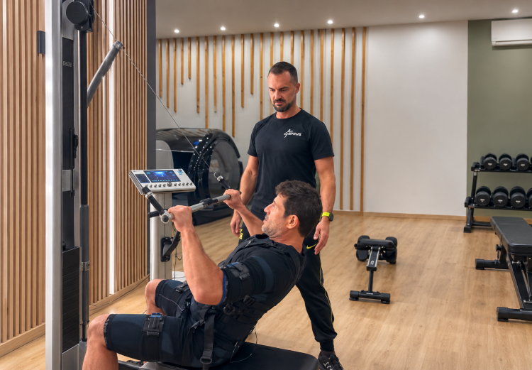 Ο Αλέξης Γεωργούλης επιλέγει το Genius Wellness για τη γυμναστική του